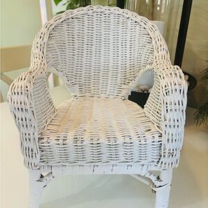White Wicker Chair for 18 inch Doll/Teddy